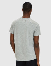 Lorem ipsum dolor sit amet.64327